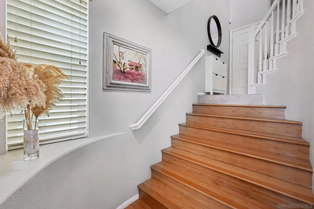 3156 Harbor Ridge Ln San Diego, CA 92103