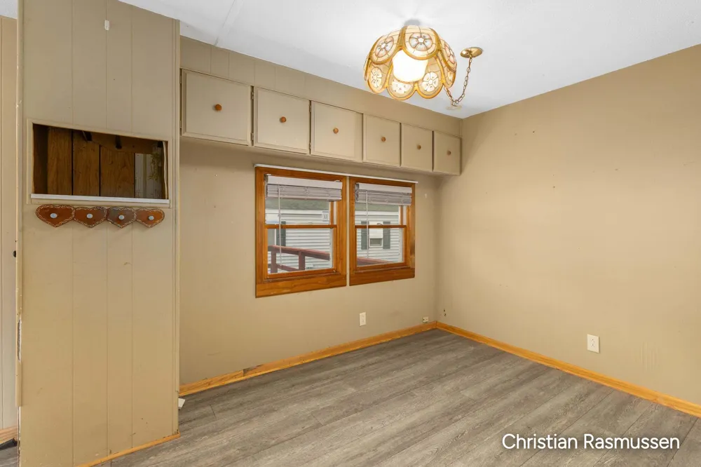 73 Lincoln Pines Resort Gowen, MI 49326