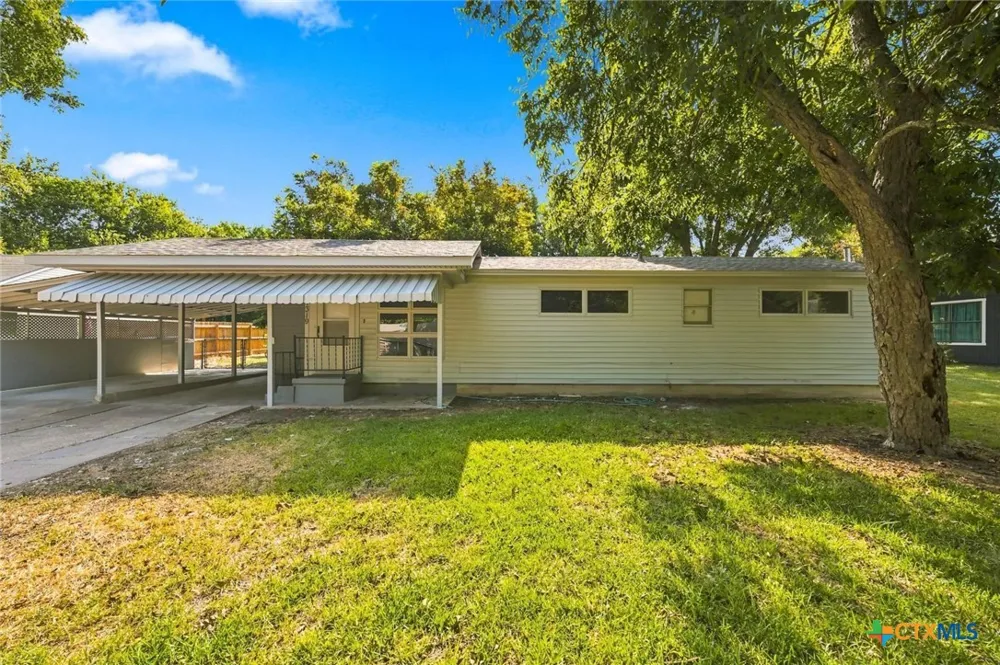 1319 S 37th Street Temple, TX 76504