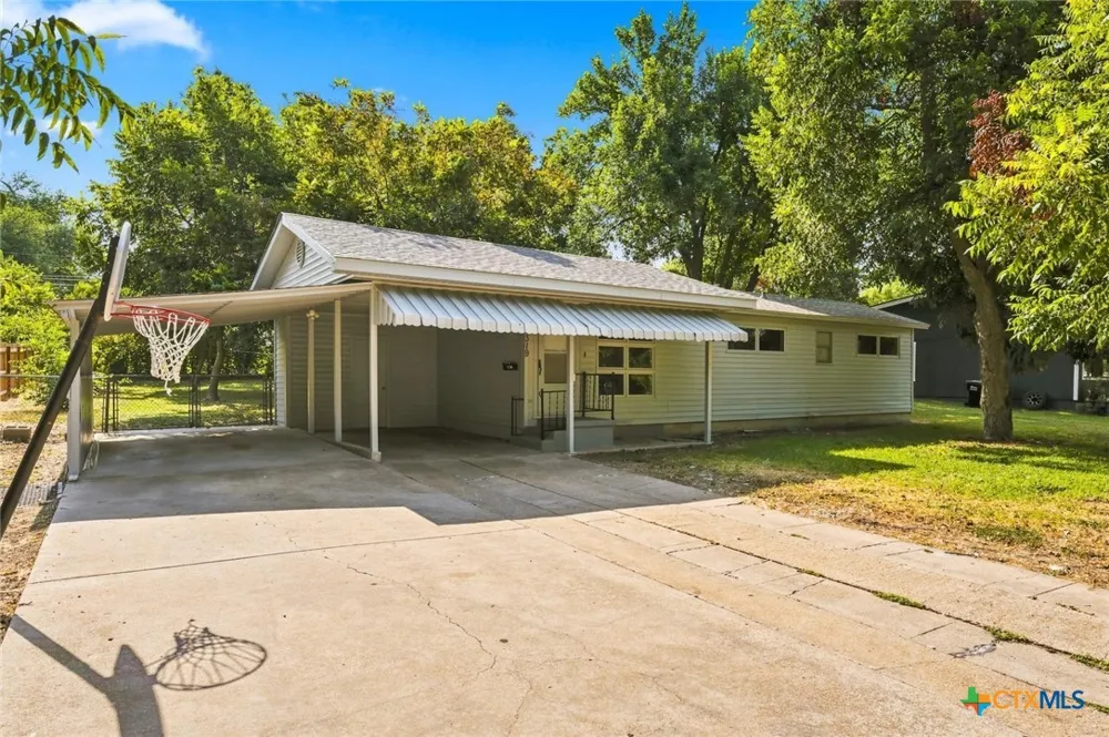 1319 S 37th Street Temple, TX 76504