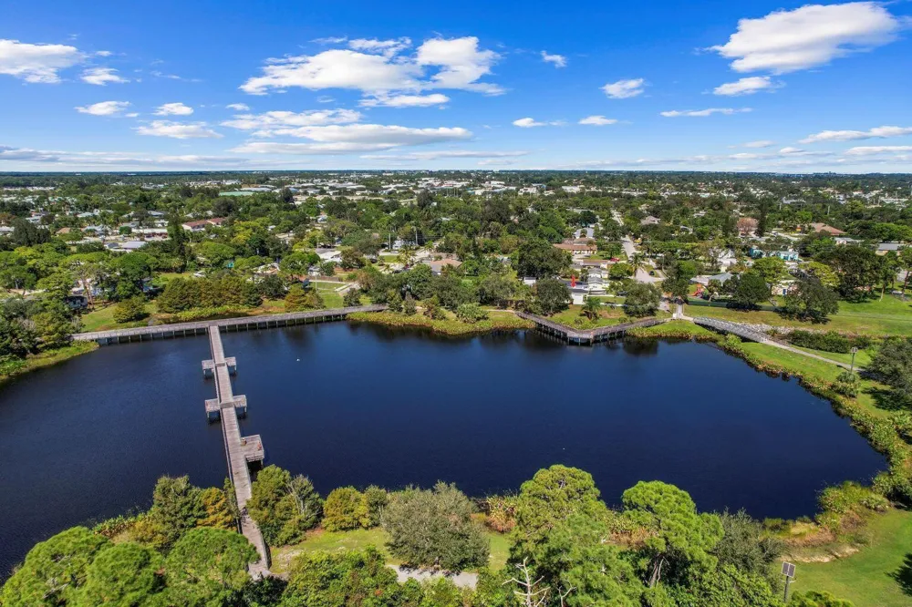 5032 SE FLOUNDER AVENUE Stuart, FL 34997