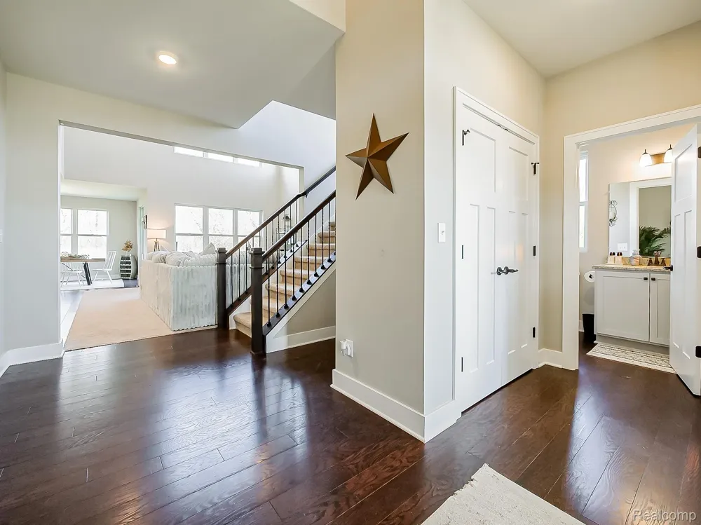 3718 Cornwell Court Ann Arbor Charter Township, MI 48105