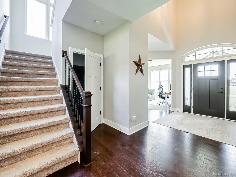 3718 Cornwell Court Ann Arbor Charter Township, MI 48105
