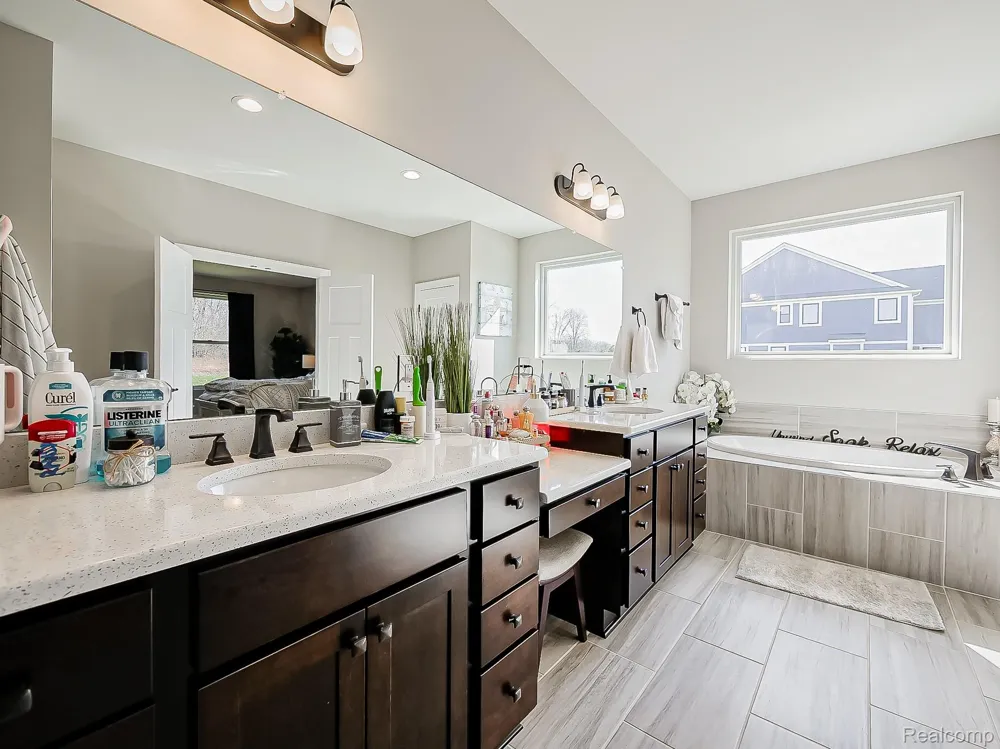 3718 Cornwell Court Ann Arbor Charter Township, MI 48105