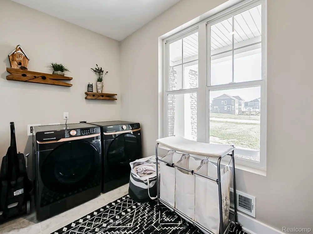 3718 Cornwell Court Ann Arbor Charter Township, MI 48105
