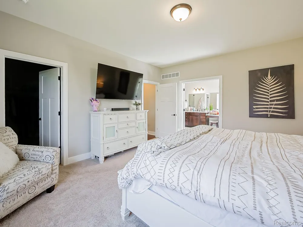 3718 Cornwell Court Ann Arbor Charter Township, MI 48105
