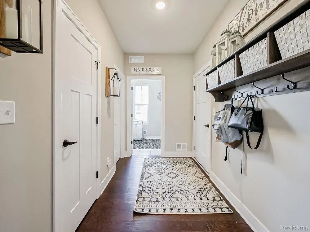 3718 Cornwell Court Ann Arbor Charter Township, MI 48105
