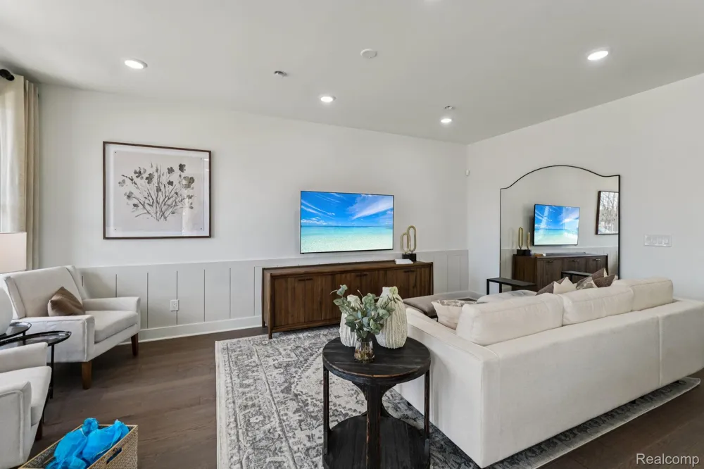 295 Lantana Drive Brighton City, MI 48116