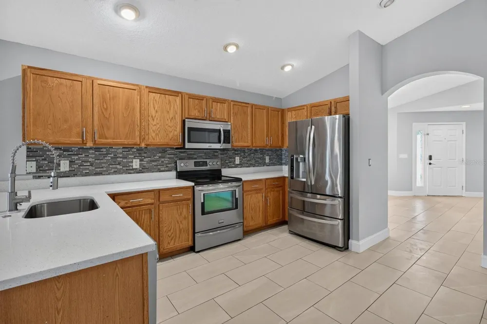 7961 CARRIAGE POINTE DRIVE Gibsonton, FL 33534