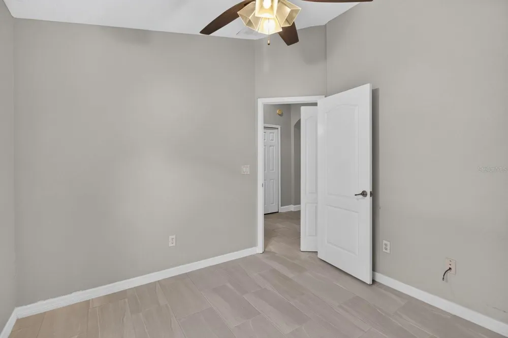 7961 CARRIAGE POINTE DRIVE Gibsonton, FL 33534