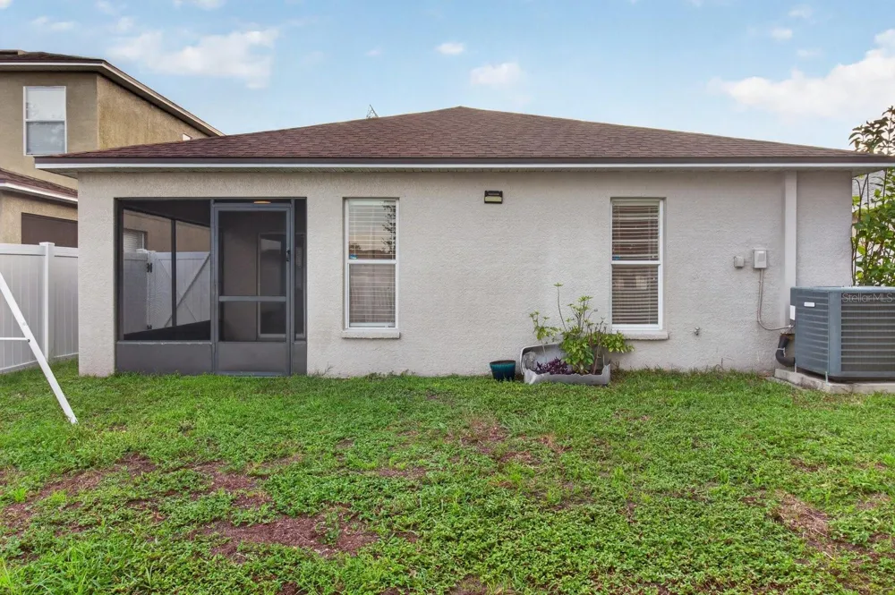 7961 CARRIAGE POINTE DRIVE Gibsonton, FL 33534