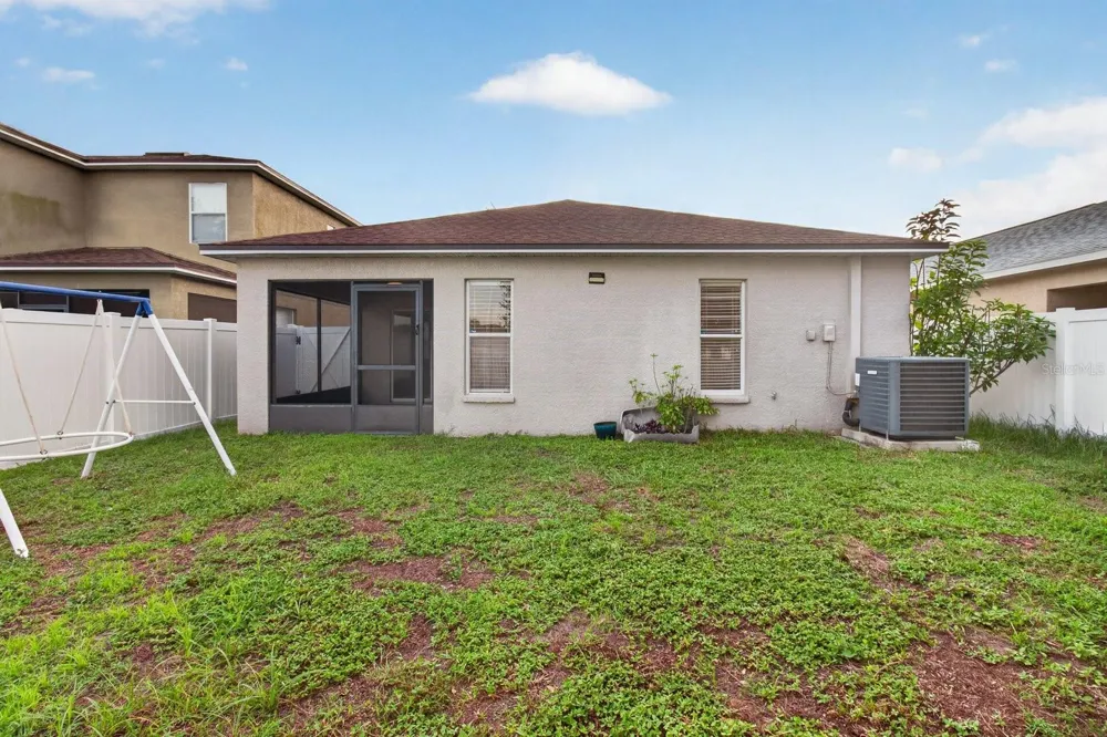 7961 CARRIAGE POINTE DRIVE Gibsonton, FL 33534