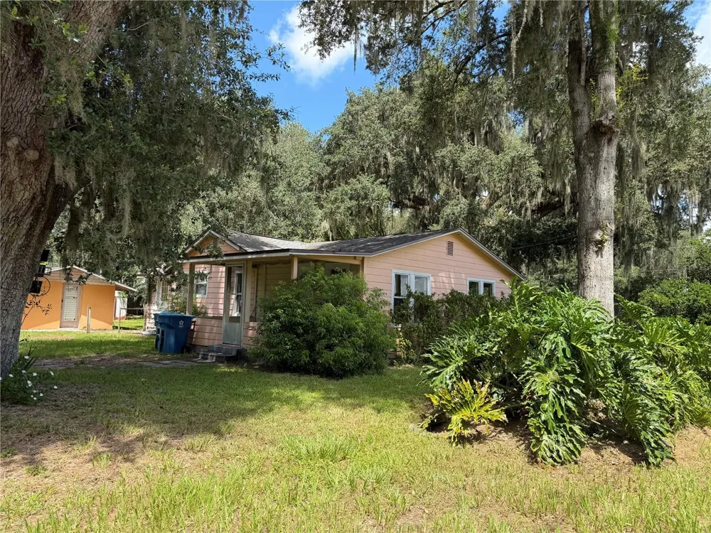 815 ORANGE AVENUE Fort Meade, FL 33841