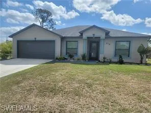 818 Albert Avenue Lehigh Acres, FL 33971