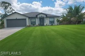 818 Albert Avenue Lehigh Acres, FL 33971