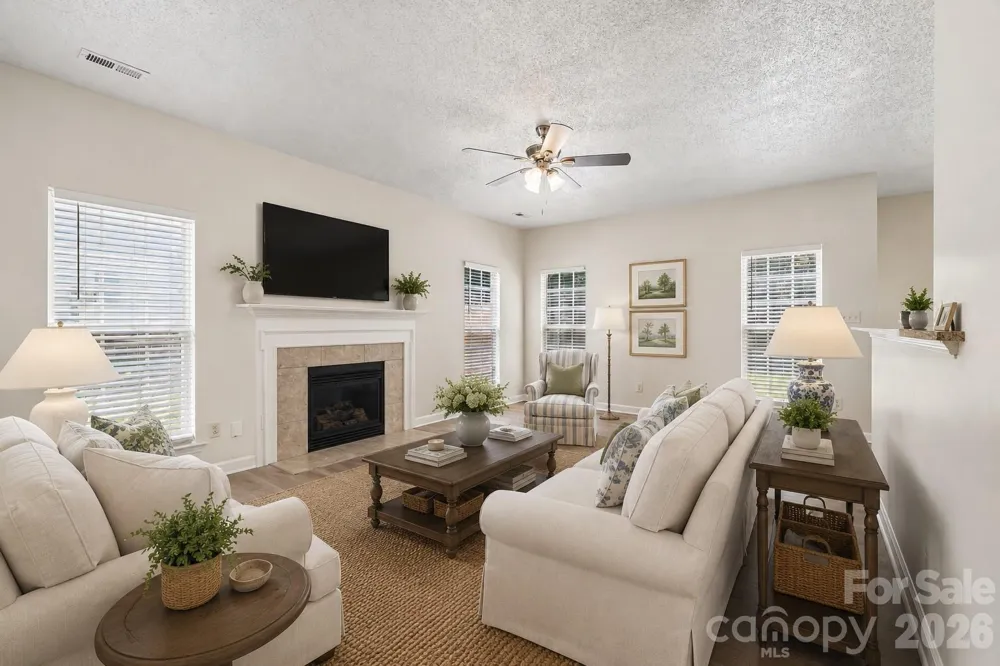 1916 Wilrose Place Matthews, NC 28105