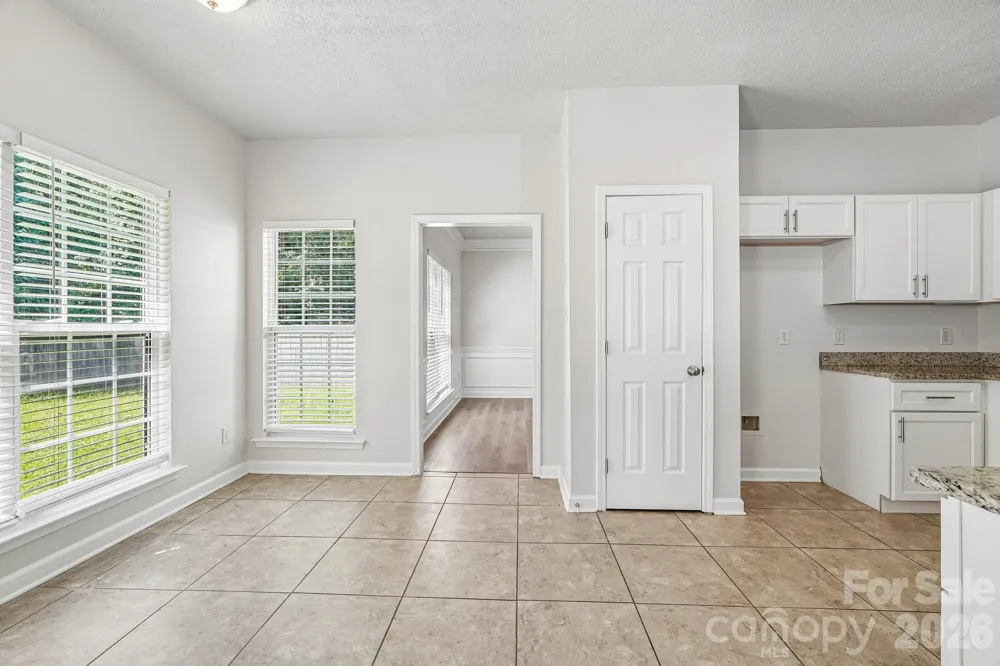 1916 Wilrose Place Matthews, NC 28105