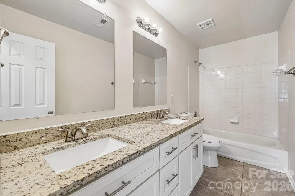 1916 Wilrose Place Matthews, NC 28105