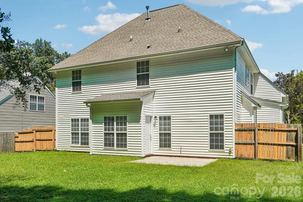 1916 Wilrose Place Matthews, NC 28105