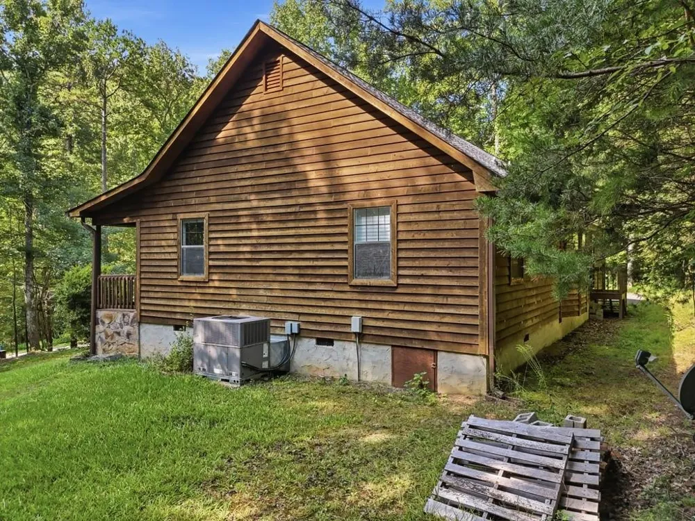 854 Williams Road Chickamauga, GA 30707