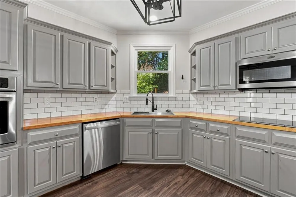 2525 Woodbrook Court Lawrenceville, GA 30043
