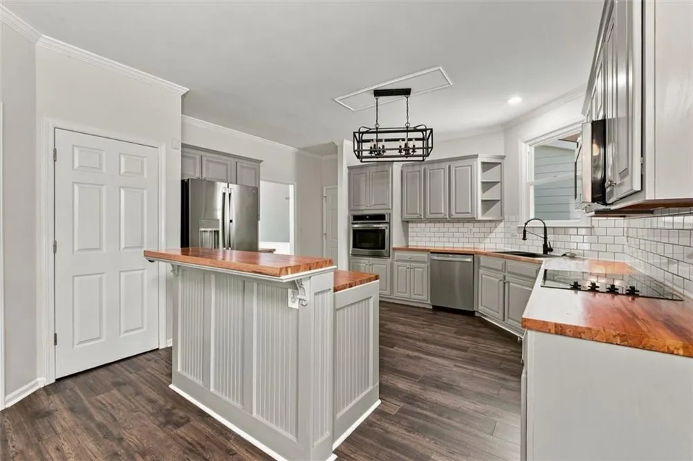 2525 Woodbrook Court Lawrenceville, GA 30043
