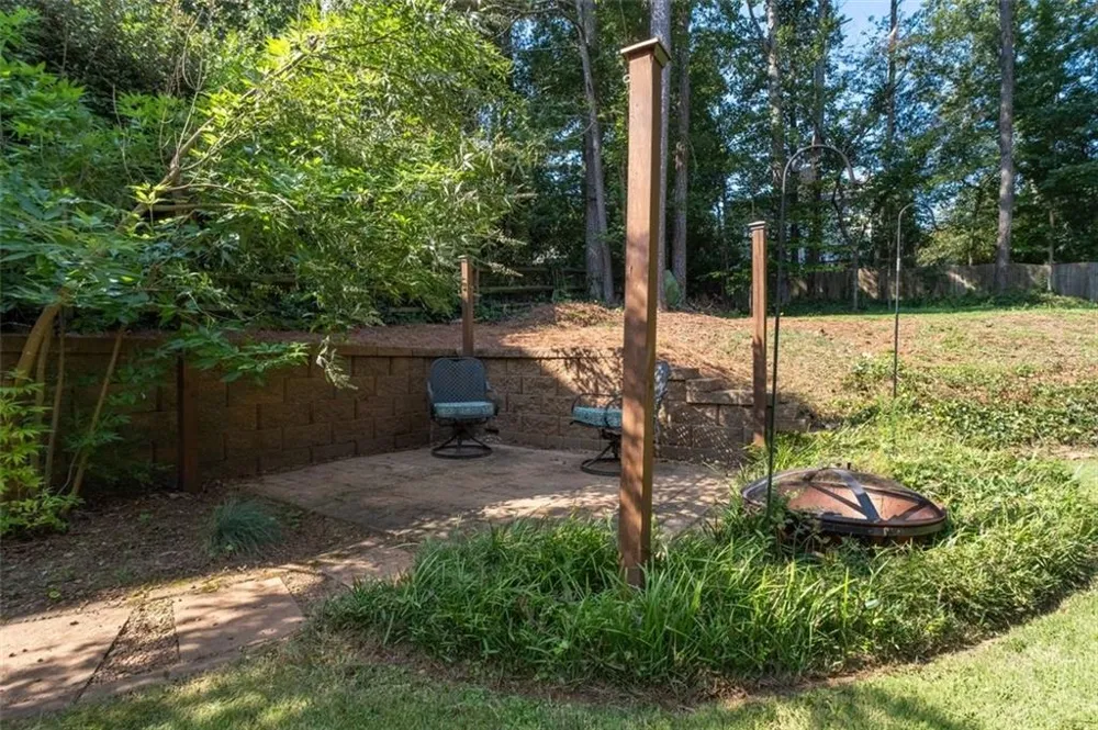2525 Woodbrook Court Lawrenceville, GA 30043