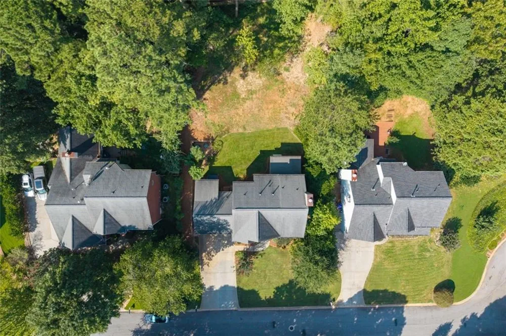 2525 Woodbrook Court Lawrenceville, GA 30043