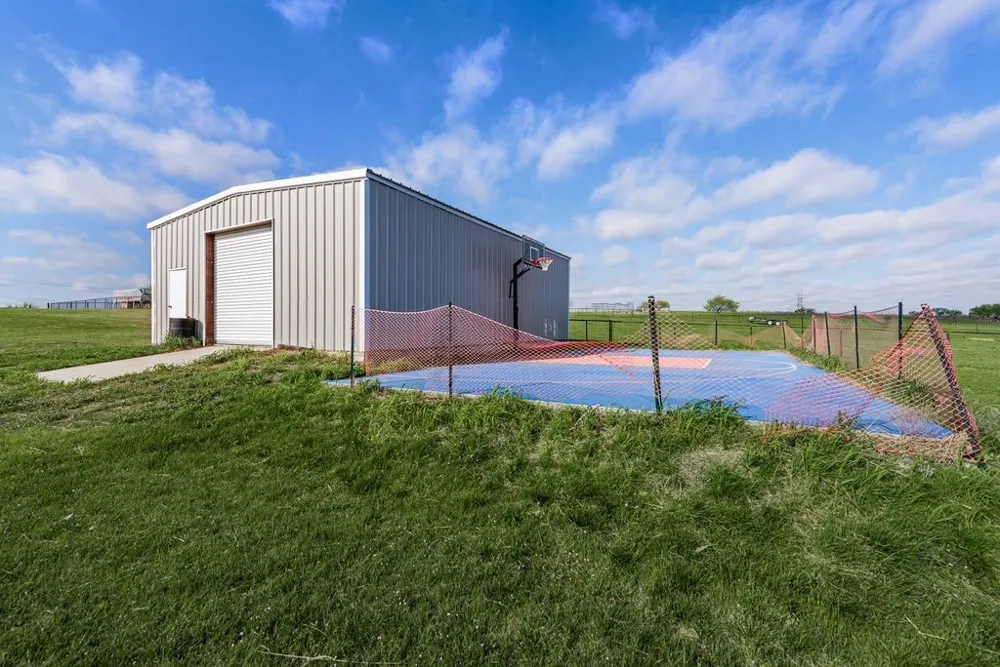 461 Pearson Ranch Road Weatherford, TX 76087