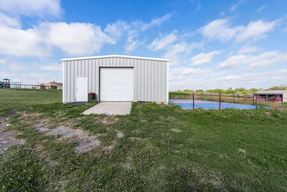 461 Pearson Ranch Road Weatherford, TX 76087