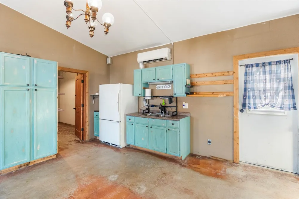 309 Cedar Point Circle Gordonville, TX 76245