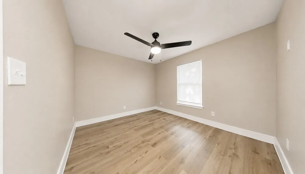 1005 Winnie Street Fort Worth, TX 76112