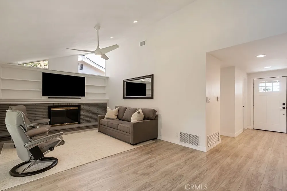 1849 S Janette Anaheim, CA 92802