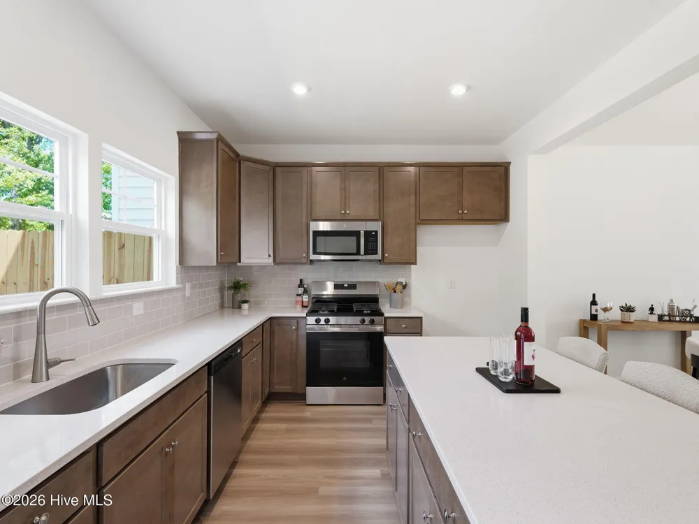 160 Hanger Road Wilmington, NC 28412