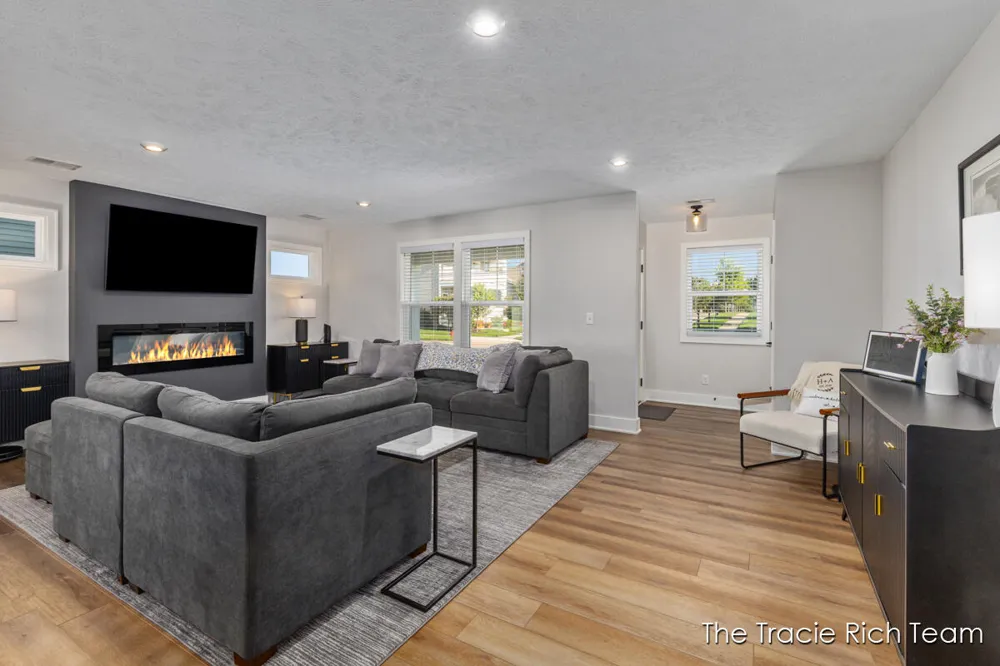 6670 Promenade Street NE Rockford, MI 49341