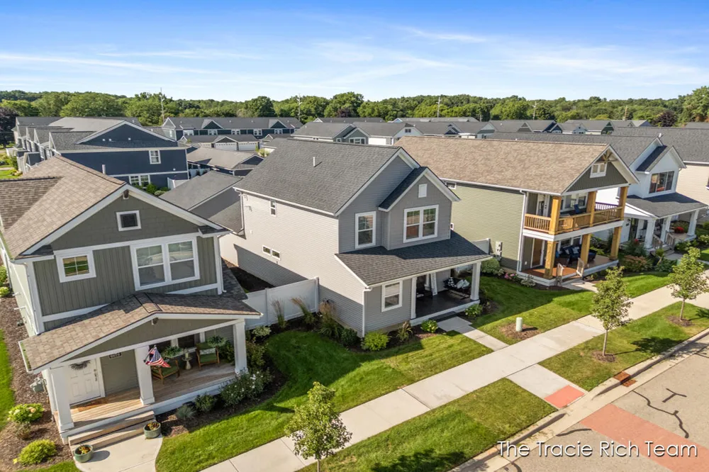 6670 Promenade Street NE Rockford, MI 49341