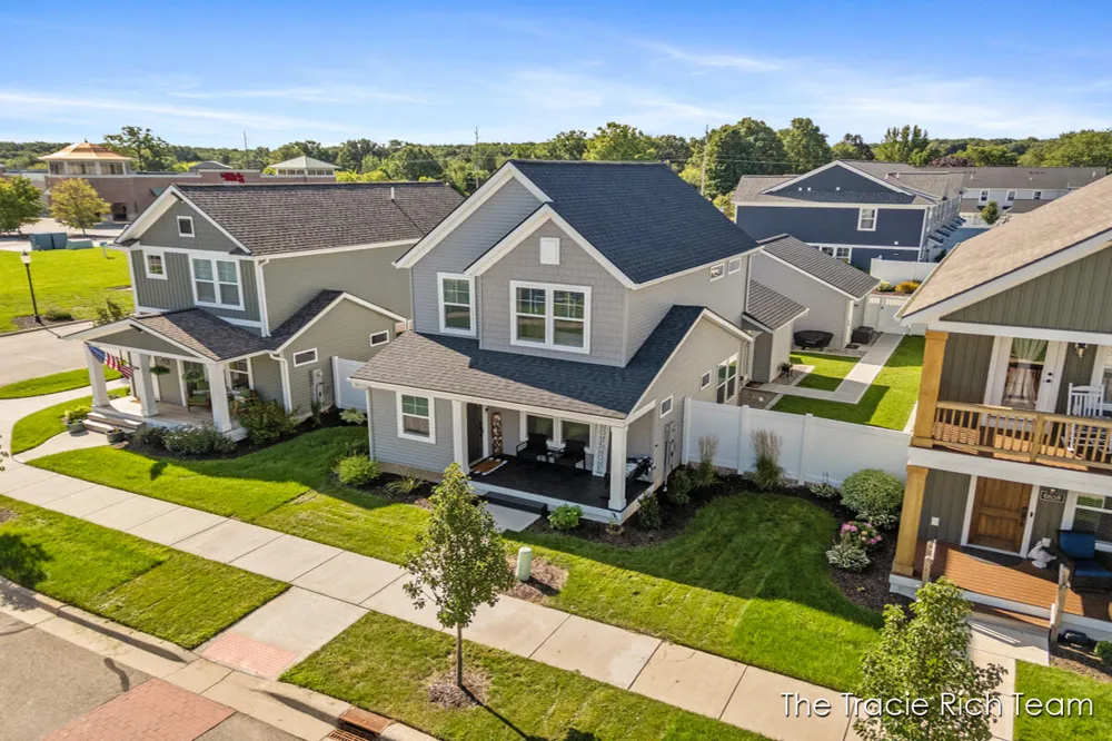6670 Promenade Street NE Rockford, MI 49341
