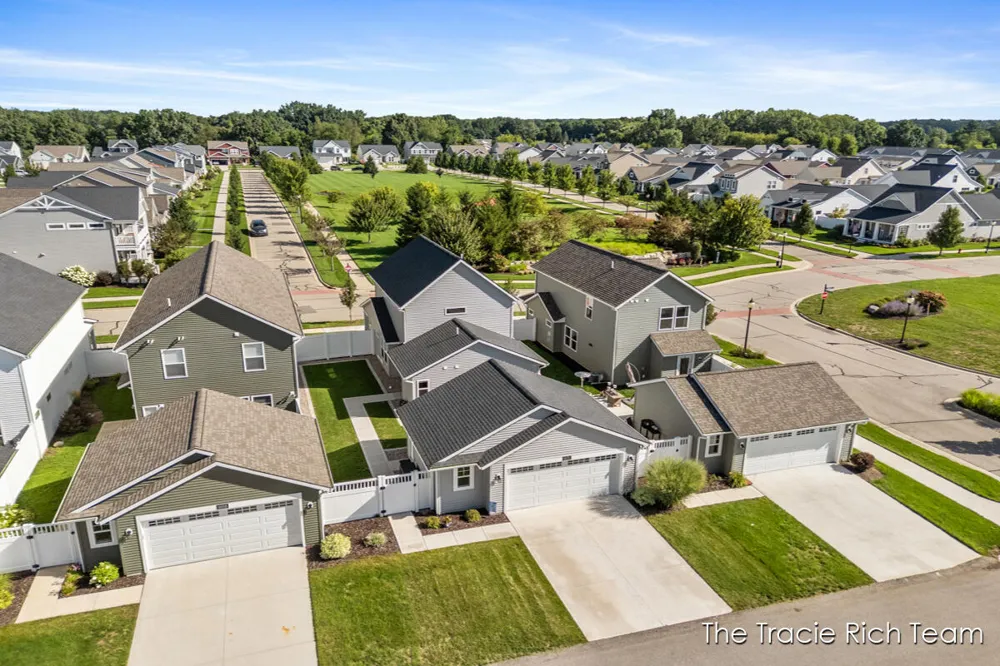 6670 Promenade Street NE Rockford, MI 49341