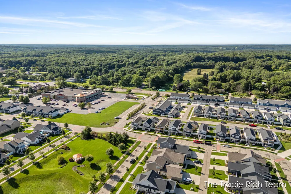 6670 Promenade Street NE Rockford, MI 49341