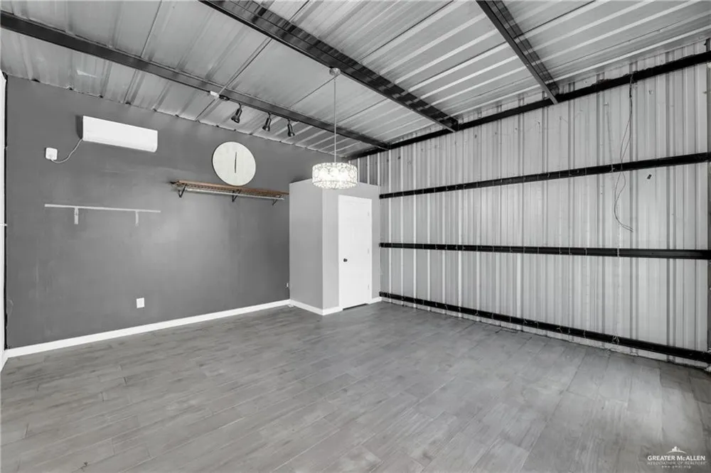 1111 S Alamo Road Alamo, TX 78516