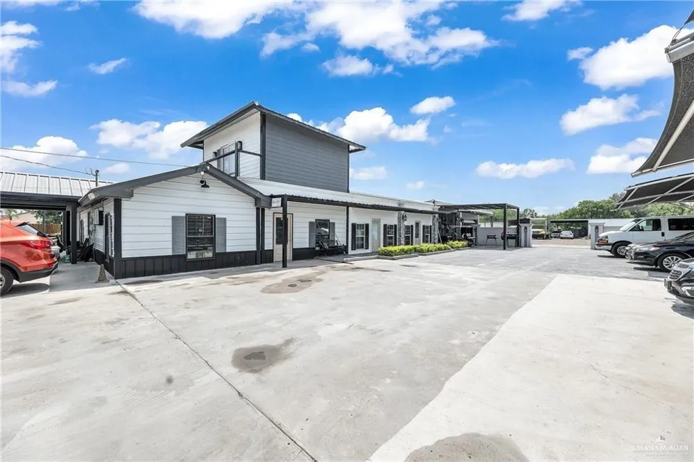 1111 S Alamo Road Alamo, TX 78516
