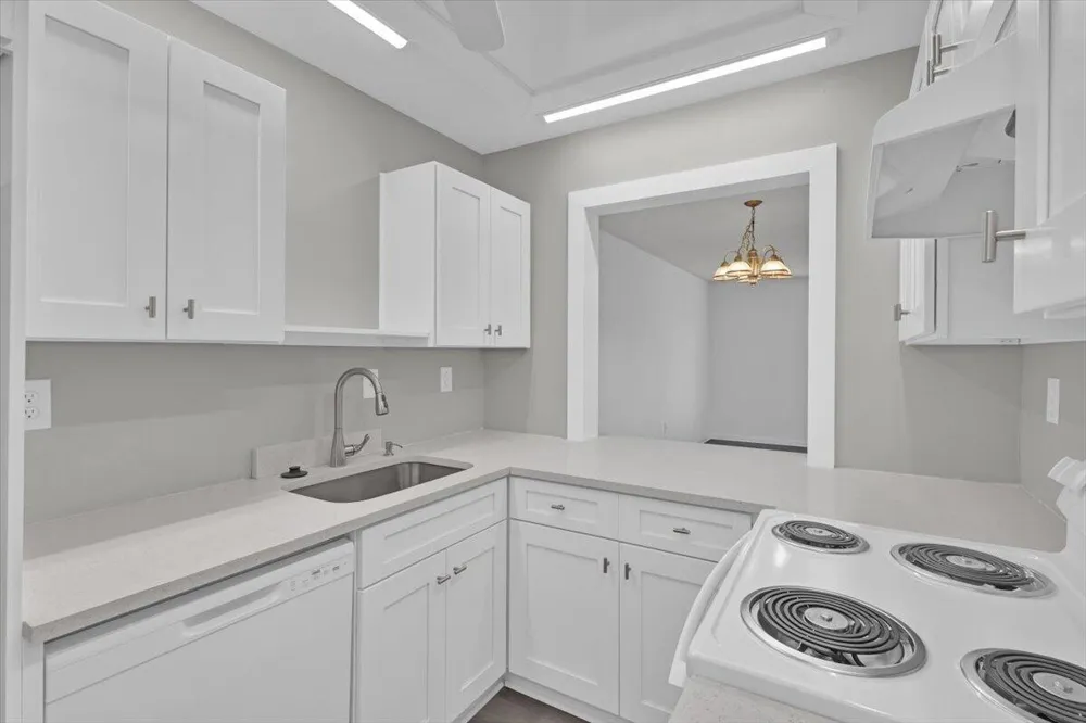 5373 SE MILES GRANT ROAD #102 Stuart, FL 34997