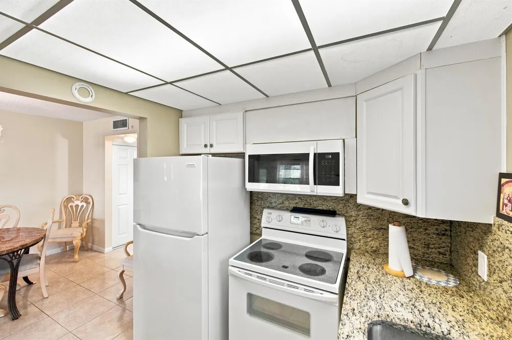 489 Tilford Deerfield Beach, FL 33442