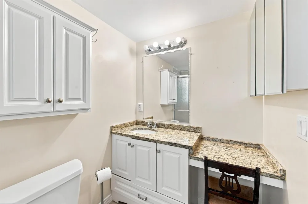 489 Tilford Deerfield Beach, FL 33442
