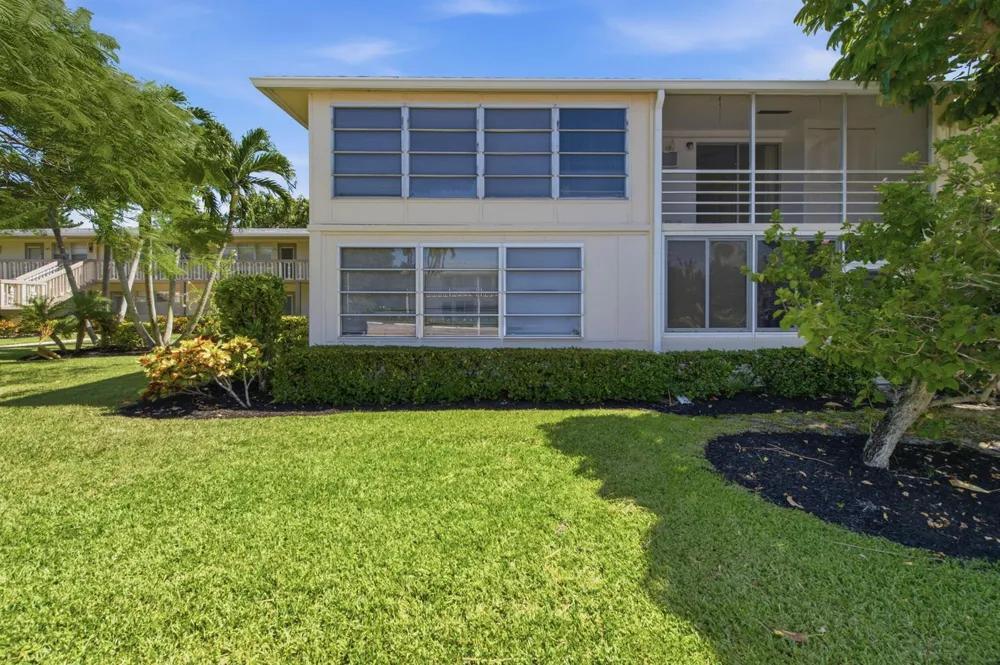 489 Tilford Deerfield Beach, FL 33442