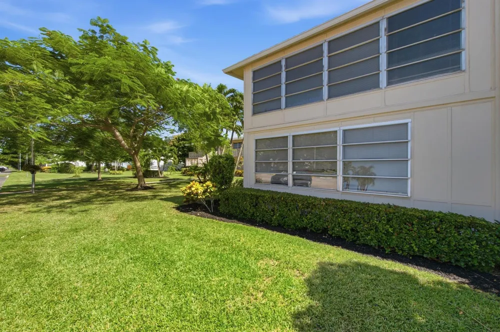 489 Tilford Deerfield Beach, FL 33442