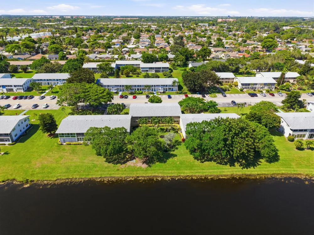 489 Tilford Deerfield Beach, FL 33442