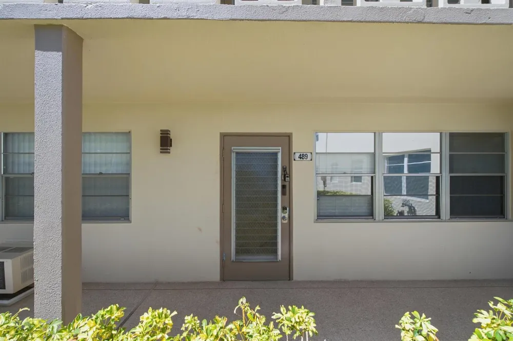 489 Tilford Deerfield Beach, FL 33442