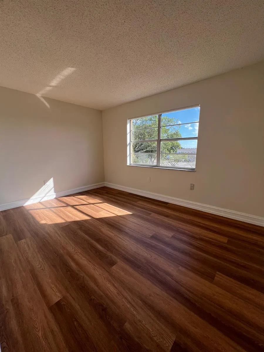 4304 NW 9th Ave #2-3B Deerfield Beach, FL 33064