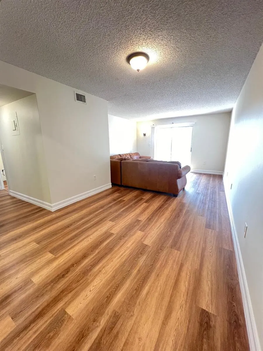 4304 NW 9th Ave #2-3B Deerfield Beach, FL 33064